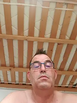 Lentbulant online show from 10/22/25, 07:41