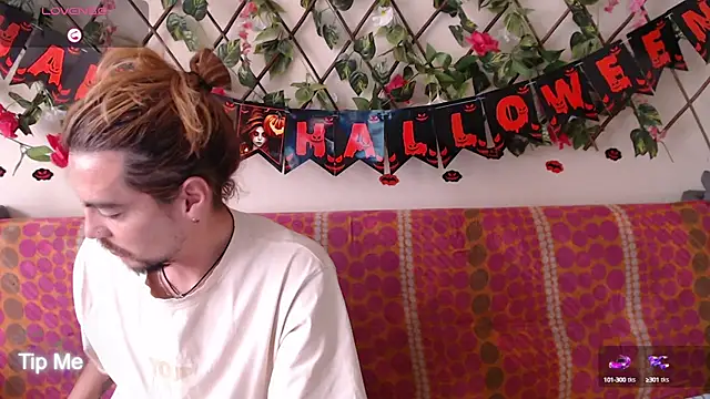 Jack Emily1 online show from 10/20/25, 05:13