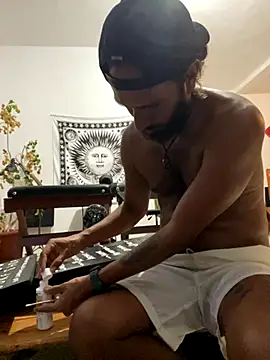 PuroMosh19 online show from 11/03/25, 01:19