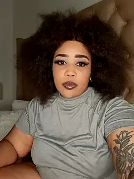 Snapshot of CAMMII_ chatting on 12/30/24, 02:09 CAMMII  online show from 12/30/24, 02:09