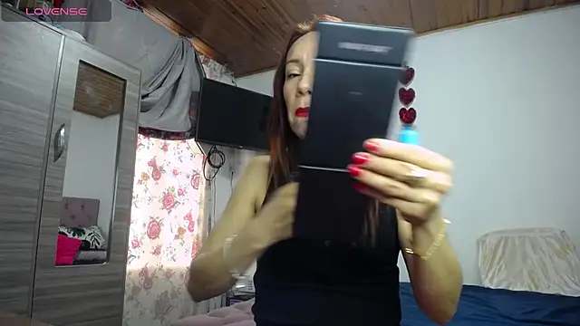 Snapshot of cristin_doll_ chatting on 03/09/25, 01:26 cristin doll online show from 03/09/25, 01:26