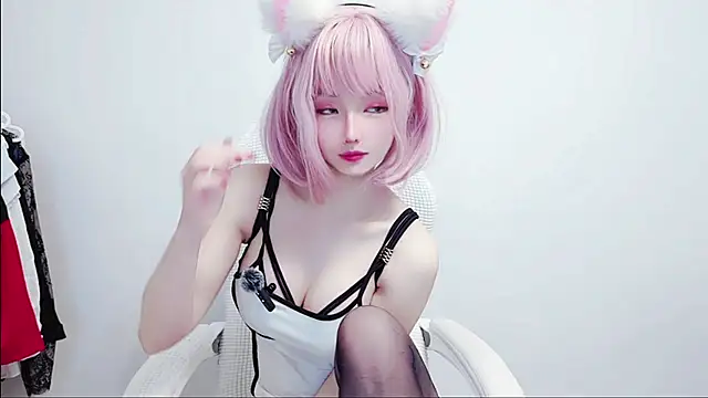 Niya-Nyan online show from 04/15/26, 10:22