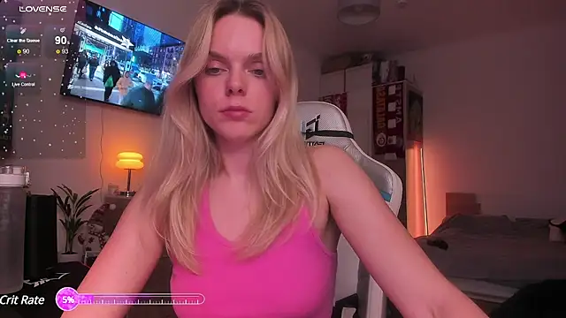 CharliSweet online show from 03/20/25, 07:04