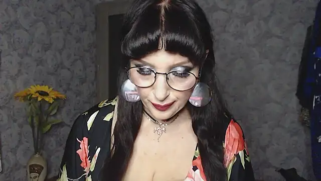 Aziza1 online show from 02/18/25, 06:04