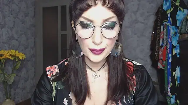 Aziza1 online show from 04/07/26, 02:17