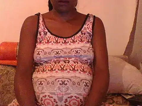 Snapshot of Hamie_sexy chatting on 03/18/25, 06:03 Hamie sexy online show from 03/18/25, 06:03