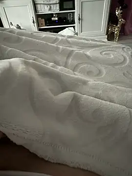 Snapshot of frechsein chatting on 11/26/25, 08:48 frechsein online show from 11/26/25, 08:48