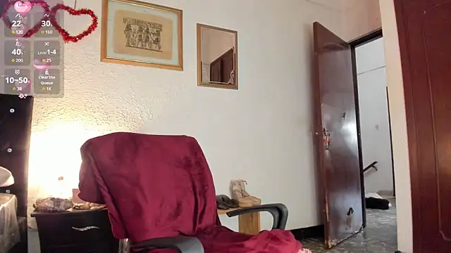 Silver Lovee online show from 05/28/26, 06:27