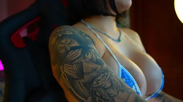 ambarEvans online show from 12/06/24, 01:51