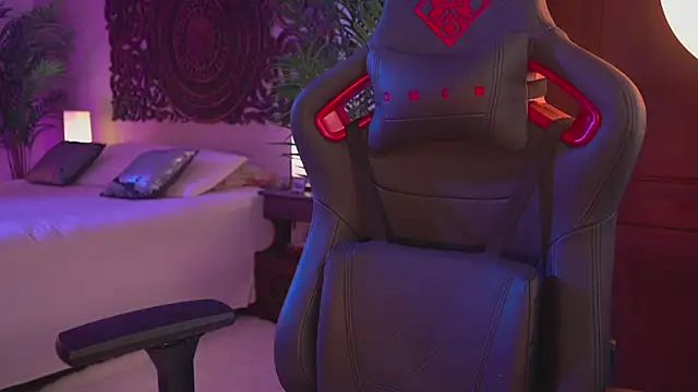 ambarEvans online show from 03/20/25, 01:46