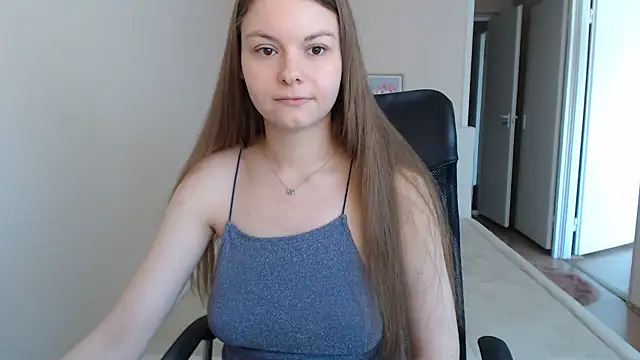 AnnaSweet18 online show from 04/17/26, 10:07