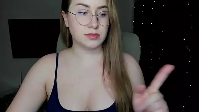 SeasonalSomeone online show from 12/18/24, 05:00