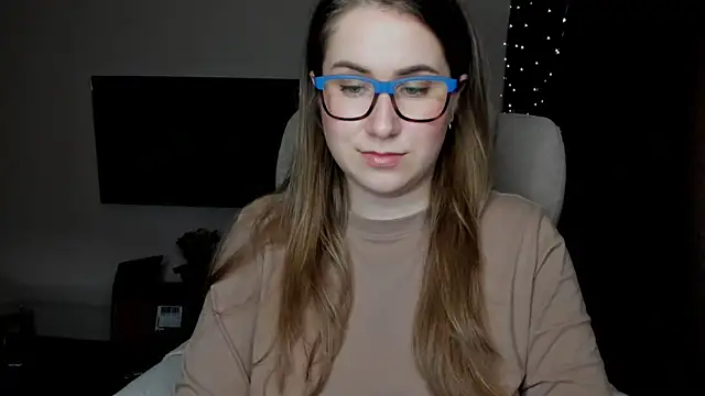 SeasonalSomeone online show from 11/01/25, 09:39