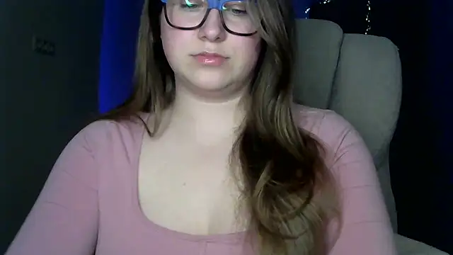 SeasonalSomeone online show from 04/19/26, 11:18