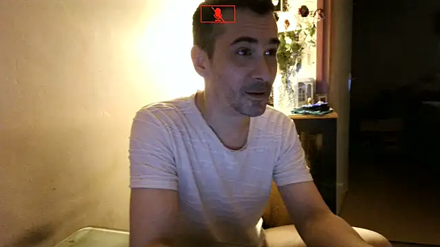 Snapshot of Ethangay chatting on 06/05/26, 09:26 Ethangay online show from 06/05/26, 09:26