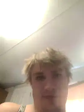 MaddyC6992 online show from 10/30/25, 06:30