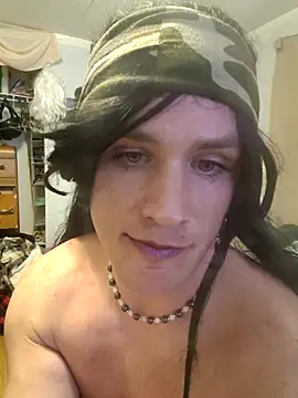 MaddyC6992 online show from 12/21/25, 08:10