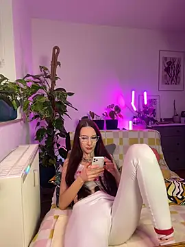 Trixie-Tainted online show from 01/10/25, 07:21