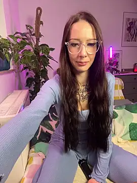 Trixie-Tainted online show from 01/17/25, 12:10