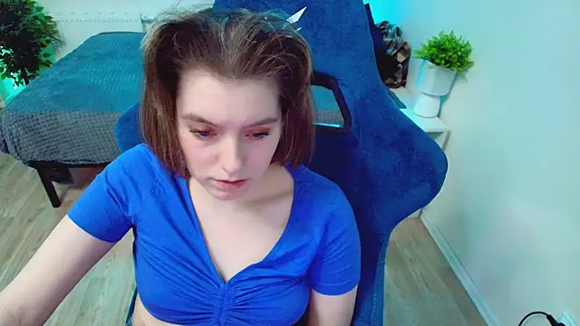 CranberryHot online show from 12/19/25, 03:19