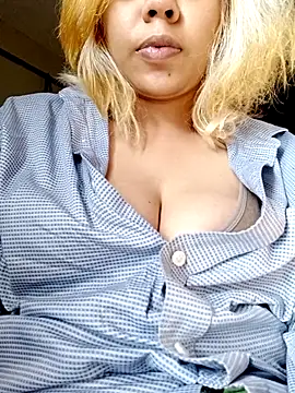 Snapshot of Nainagupta7890 chatting on 11/19/25, 06:13 Nainagupta7890 online show from 11/19/25, 06:13