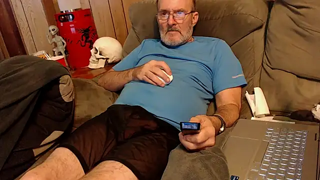 snickers1 online show from 10/15/25, 02:06