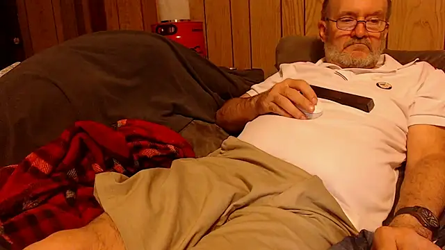 snickers1 online show from 04/10/26, 10:31