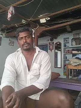 Snapshot of rohanhotguy chatting on 02/16/26, 08:32 rohanhotguy online show from 02/16/26, 08:32