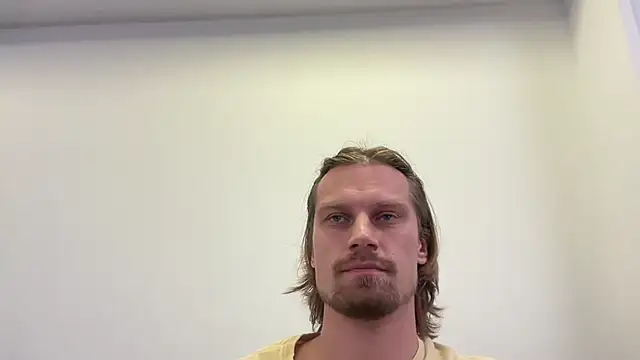 fmodel online show from 11/04/25, 10:36