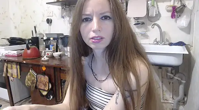 mimimi28 online show from 02/05/25, 06:15