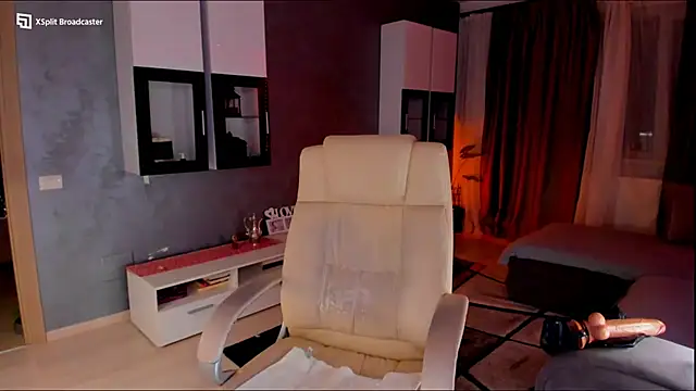 Miss kay1111 online show from 02/13/25, 04:17