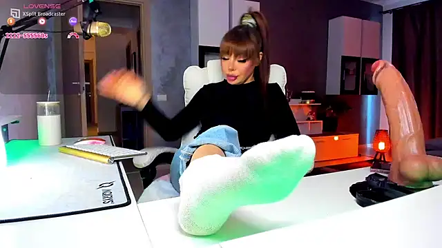 Miss kay1111 online show from 04/25/26, 03:31