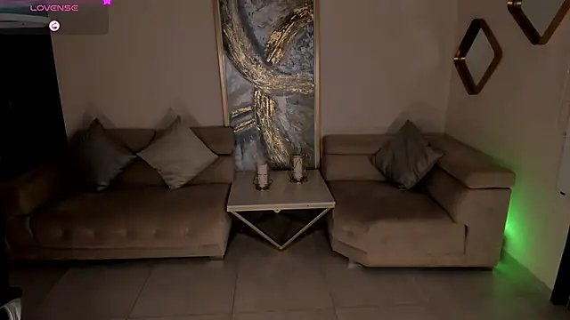 Snapshot of DannieSmith1 chatting on 03/06/25, 03:35 DannieSmith1 online show from 03/06/25, 03:35