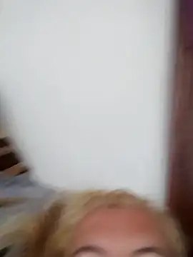 Snapshot of Mllesha74000 chatting on 09/10/25, 02:50 Mllesha74000 online show from 09/10/25, 02:50