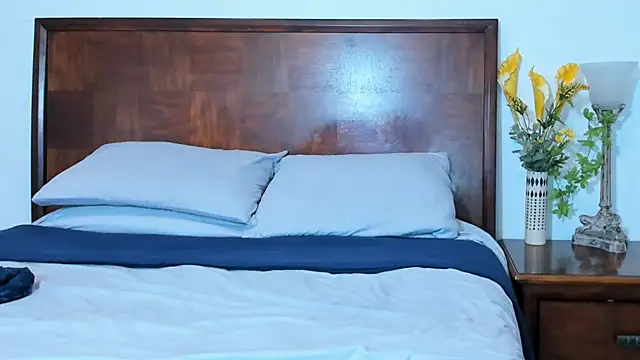 Christine 35 online show from 02/15/25, 05:39