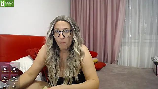 Snapshot of Aphrodite_S32 chatting on 09/09/25, 03:22 Aphrodite S32 online show from 09/09/25, 03:22