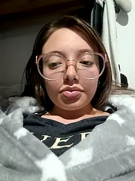 linda-schmidt online show from 11/30/25, 01:53