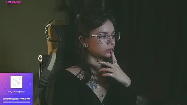 alyssa sweet online show from 09/26/25, 05:11