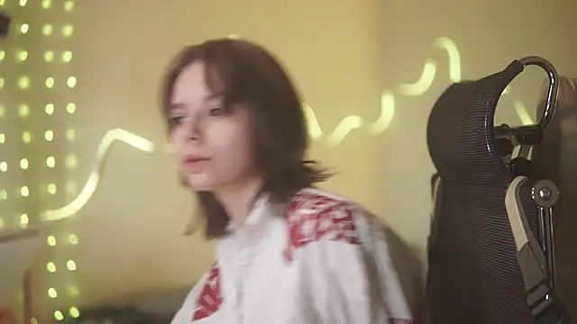 alyssa sweet online show from 04/14/26, 05:02