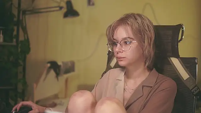 alyssa sweet online show from 06/08/26, 05:52