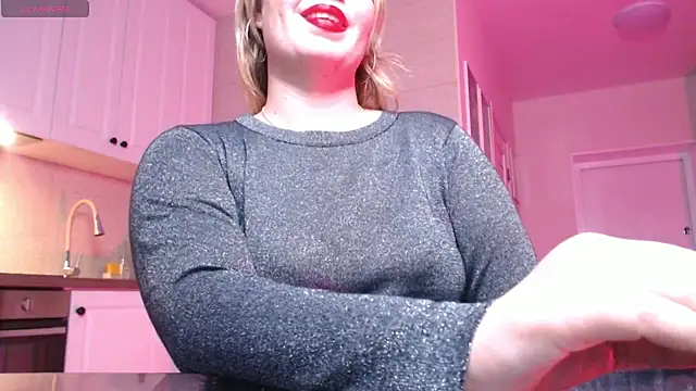 HotTiffani online show from 01/25/25, 01:30