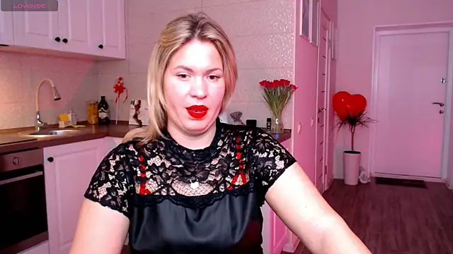 HotTiffani online show from 02/23/25, 12:05