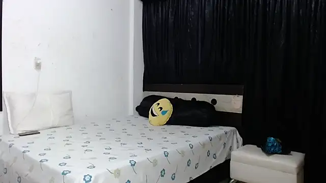 venuz mendoza20 online show from 03/17/26, 02:09