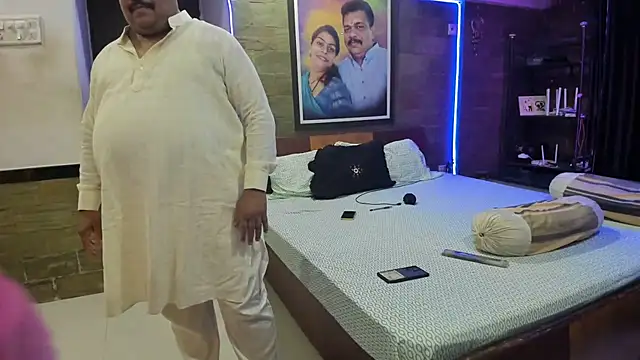 tarivishu23 online show from 10/21/25, 03:24