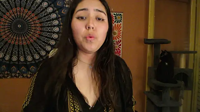 Snapshot of IntimateTales chatting on 12/02/24, 08:55 IntimateTales online show from 12/02/24, 08:55