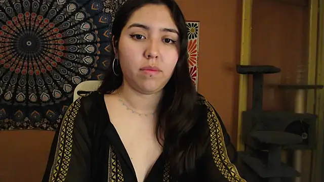 Snapshot of IntimateTales chatting on 12/08/24, 07:54 IntimateTales online show from 12/08/24, 07:54