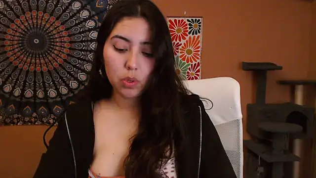 Snapshot of IntimateTales chatting on 02/07/25, 09:26 IntimateTales online show from 02/07/25, 09:26