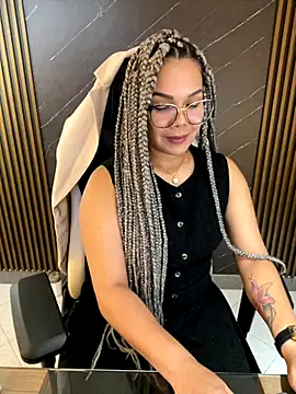 KellyBrooklyn  online show from 10/21/25, 01:23