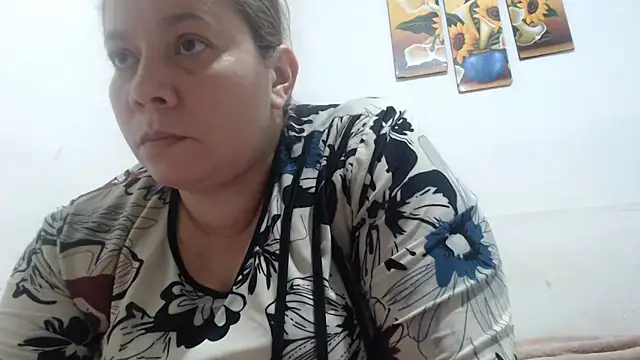 Snapshot of tiffany_horny_1 chatting on 01/11/25, 08:11 tiffany horny 1 online show from 01/11/25, 08:11