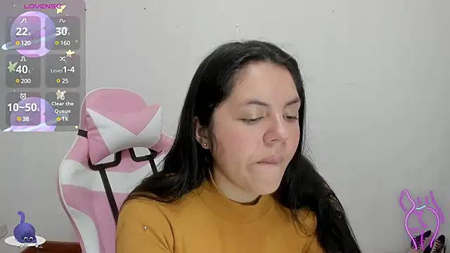 Snapshot of Anal_Milky_Momma chatting on 01/28/25, 12:54 Anal Milky Momma online show from 01/28/25, 12:54